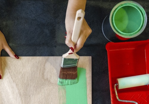 Brush or Roller: Which is the Best Option for Painting a Wall?